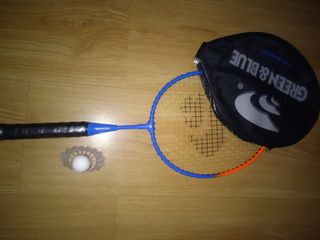 RAQUETA DE BÁDMINTON 