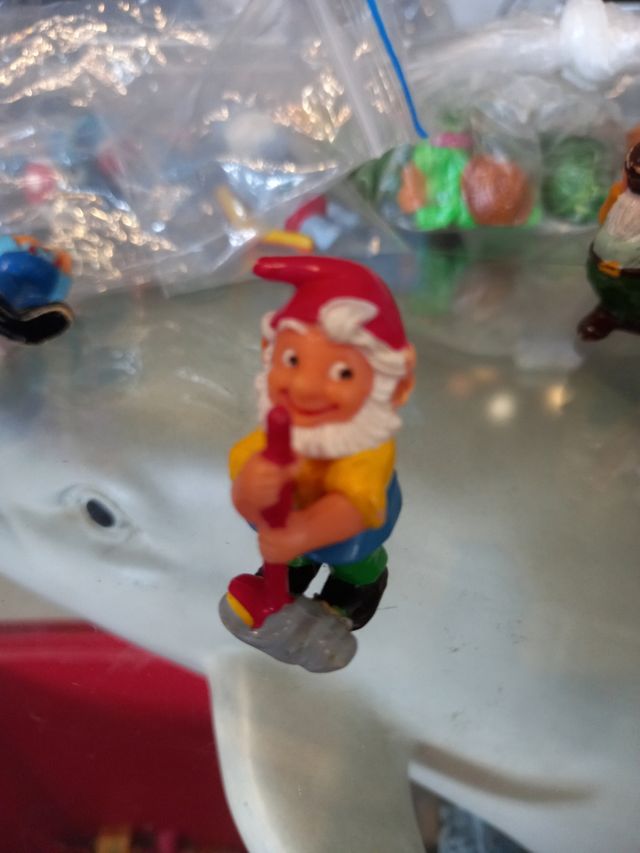 Kinder Gnomi Burloni