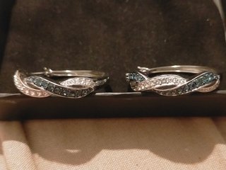 ARGOLLAS DE MUJER