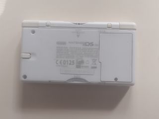 ⚪ Nintendo DS Lite con cargador color blanco