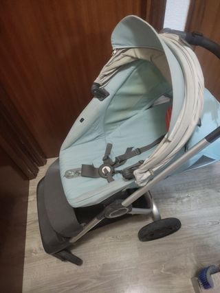 Carro stokke scoot azul claro y gris buen estado