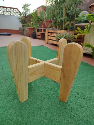 Macetero de madera