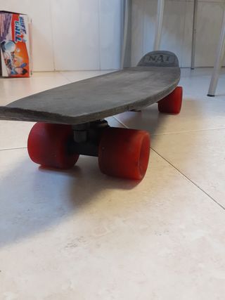 Skate / patinete negro vintage