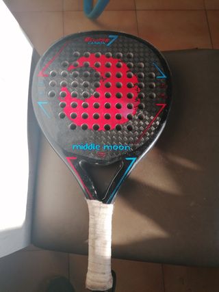 Raqueta midde moon 2021