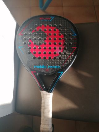 Raqueta midde moon 2021