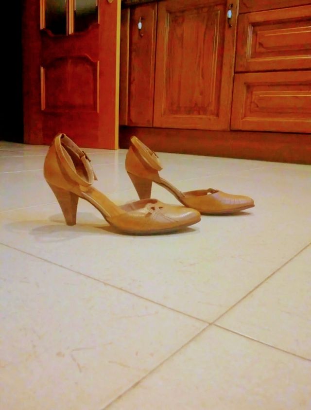 Zapatos Tacones Piel Marrón