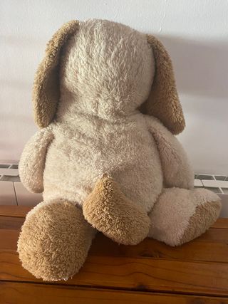 Perro de peluche