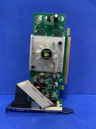 Tarjeta Grafica Nvidia GeForce 7500LE 128 MB.
