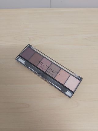 Pack maquillaje. Sombra de ojos y pintalabios.
