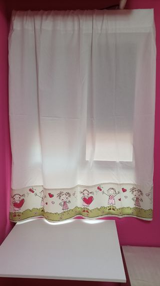 Colchas, chichonera y cortina a juego