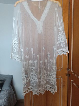 Túnica de gasa estilo ibicenco