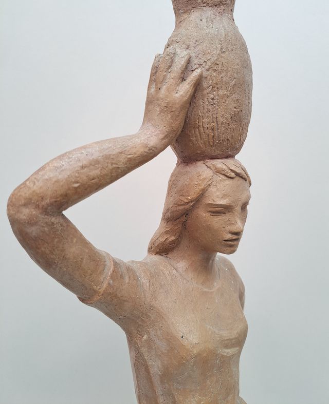 Carme Campas escultura en terracota 58 cm de altur