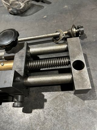 Tornero  taller mecanizado, reparacion maquinaria