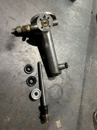 Tornero  taller mecanizado, reparacion maquinaria