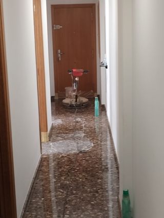 Abrillantado y pulido suelos y escaleras.