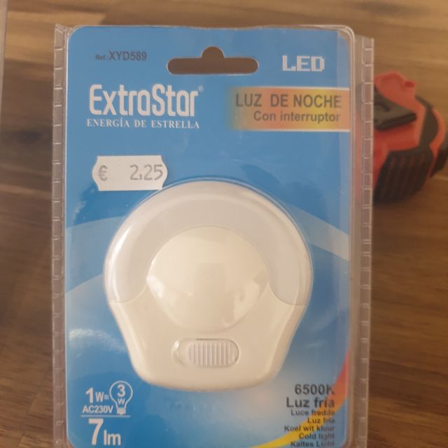 Luz de noche con interruptor