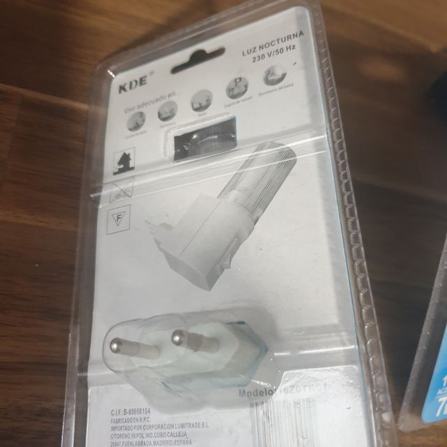 Luz de noche con interruptor