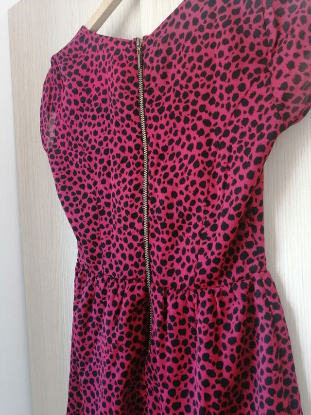 vestido rojo negro animal print talla S stradivari