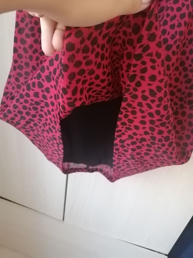 vestido rojo negro animal print talla S stradivari