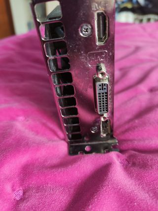 Tarjeta Gráfica Asus Strix GTX750Ti DC2 OC 4GD5