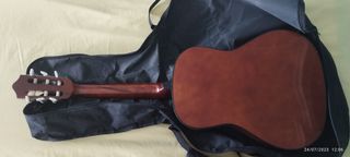 Guitarra española infantil con funda