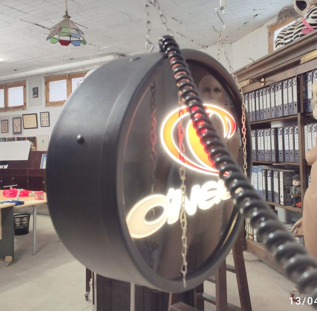 Cartello luminoso O'Neill.