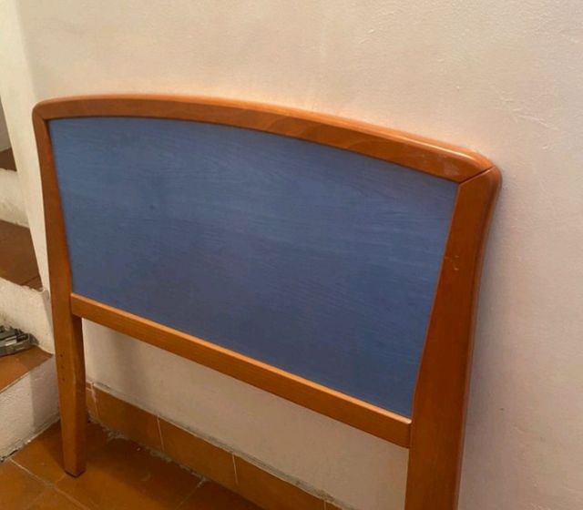 Regalo Cabecero cama de 90 color Azul.  A recoger
