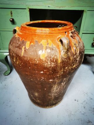 Pro. Tinaja, grande. Antigua