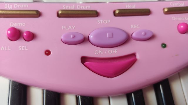 Piano de juguete Barbie 