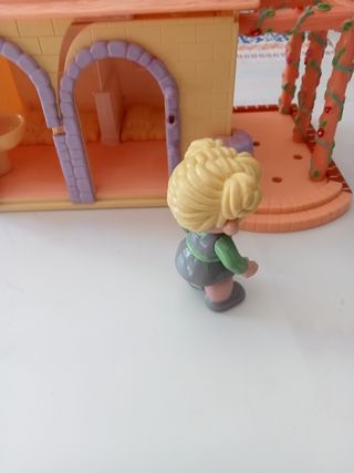 Casa PinyPon+ muñeco