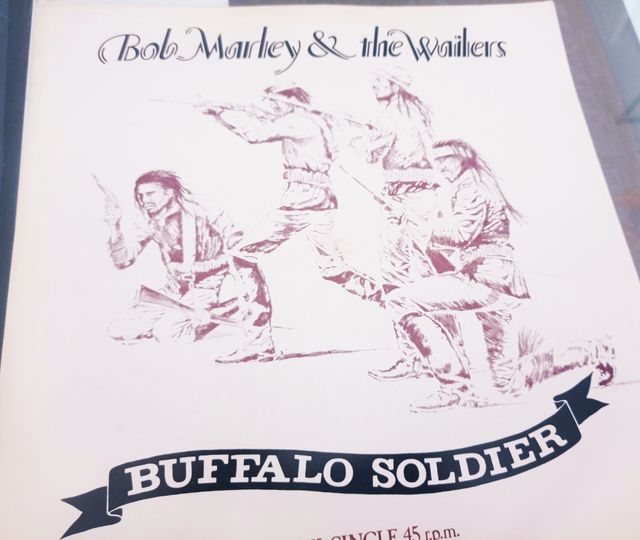 BOB MARLEY AND THE WAILERS/
BUFFALO SOLDIER- 1983