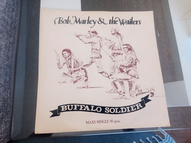 BOB MARLEY AND THE WAILERS/
BUFFALO SOLDIER- 1983