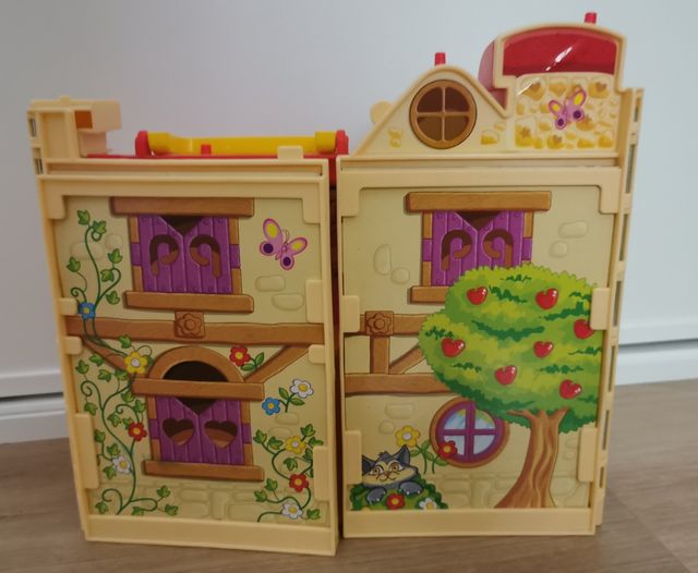 Casa cuentos de hadas PIN Y PON