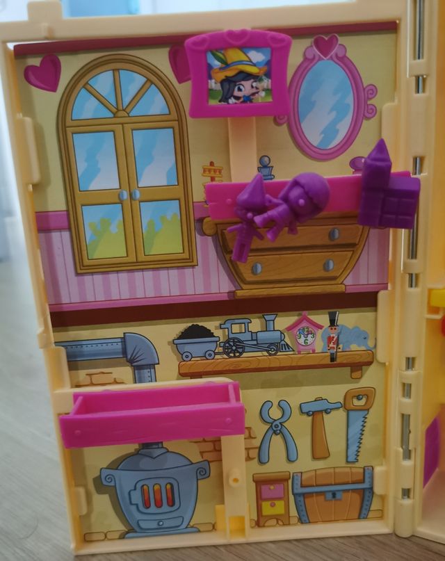 Casa cuentos de hadas PIN Y PON
