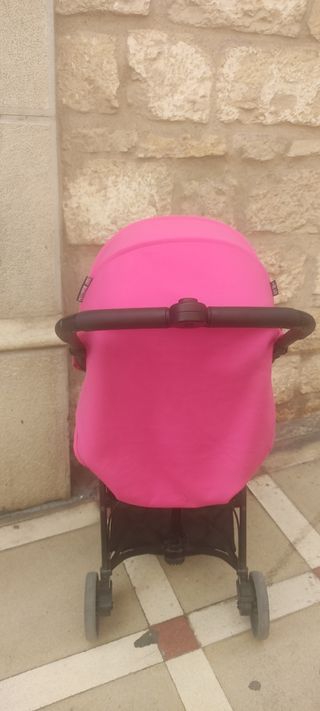 Silla de paseo kuki baby monster  ligera
