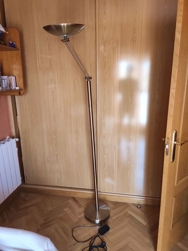 lampara pie de salón