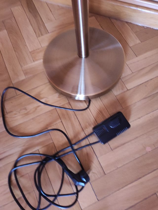 lampara pie de salón