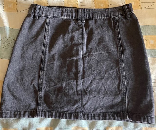 Falda vaquera gris Stradivarius