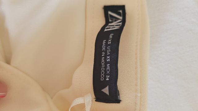 Top blanco roto Zara Talla XS