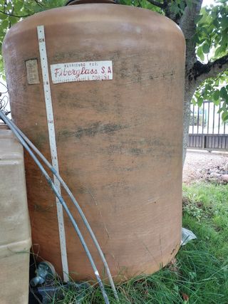 Cubas de agua en fibra 3 de 4000 y 3 de 1000 litr