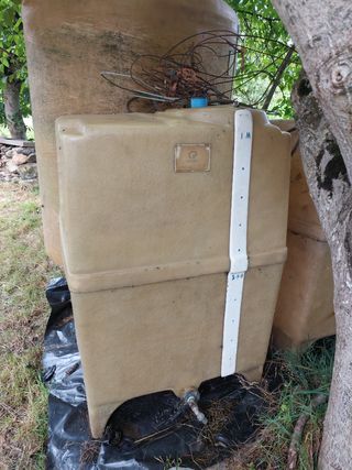 Cubas de agua en fibra 3 de 4000 y 3 de 1000 litr