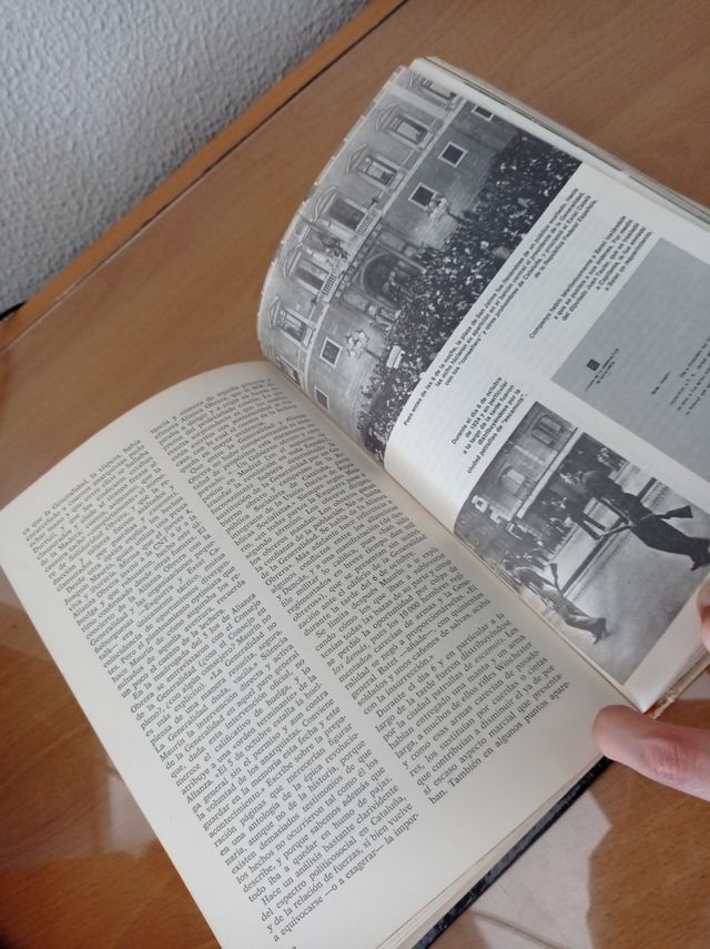 LIBRO CARA Y CRUZ DE LA REPÚBLICA 1931-1936