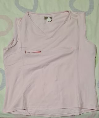 Camiseta hombrera rosa claro