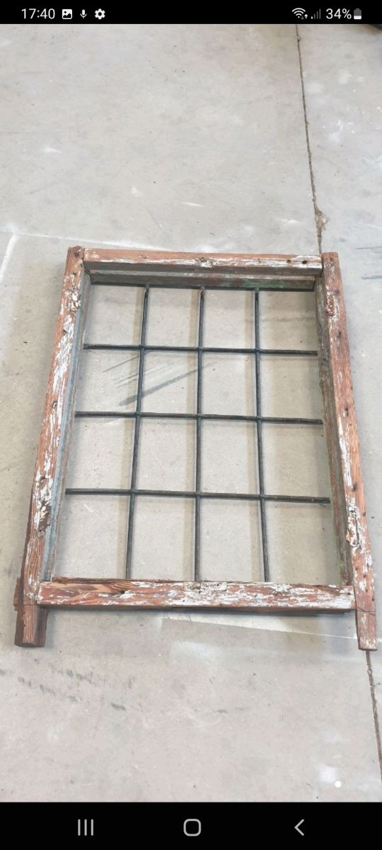 Vecchia finestra n8b