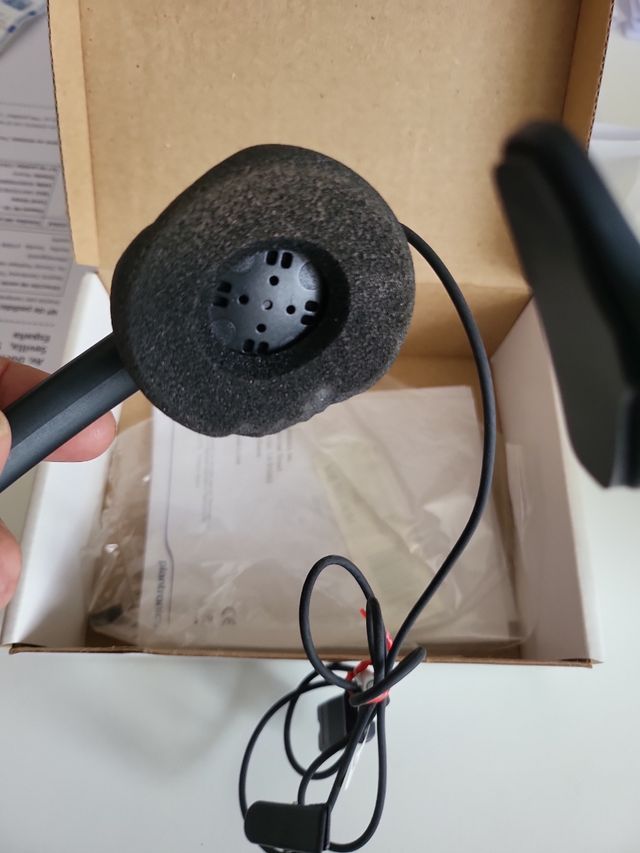 Casco Plantronics HW111N