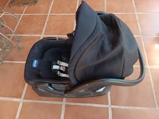 Silla de coche y Portabebés Chicco