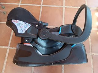 Silla de coche y Portabebés Chicco