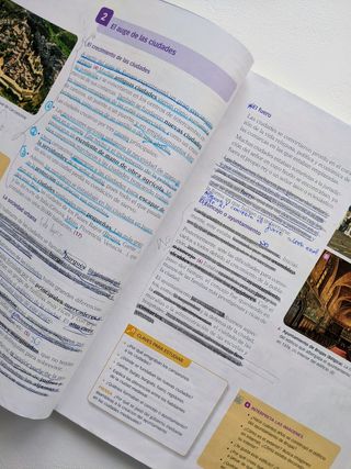 Libro Historia Serie Descubre. 2 ESO. Santillana