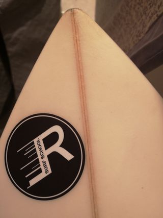 Tabla de surf MUY BUENAS CONDICIONES