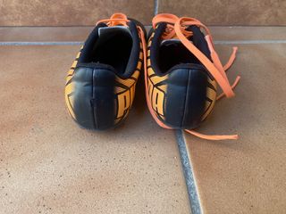 Zapatilla de tacos Puma fútbol 7